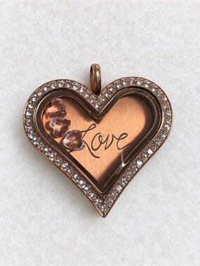 Origami Owl Rose Gold Heart Floating Love Locket with Crystal Hearts